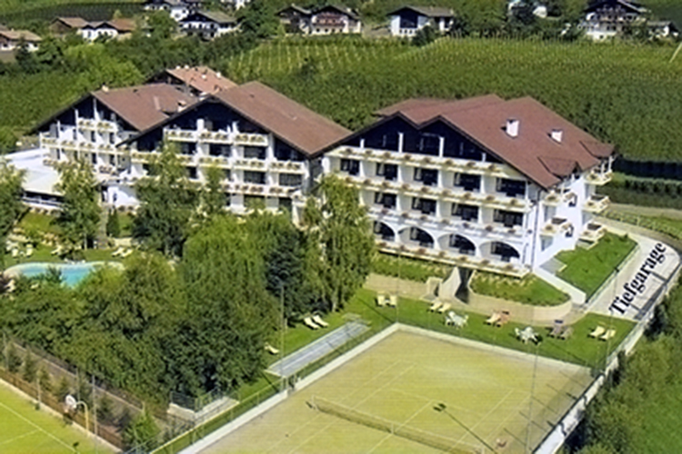 Hotel Dorf Tirol